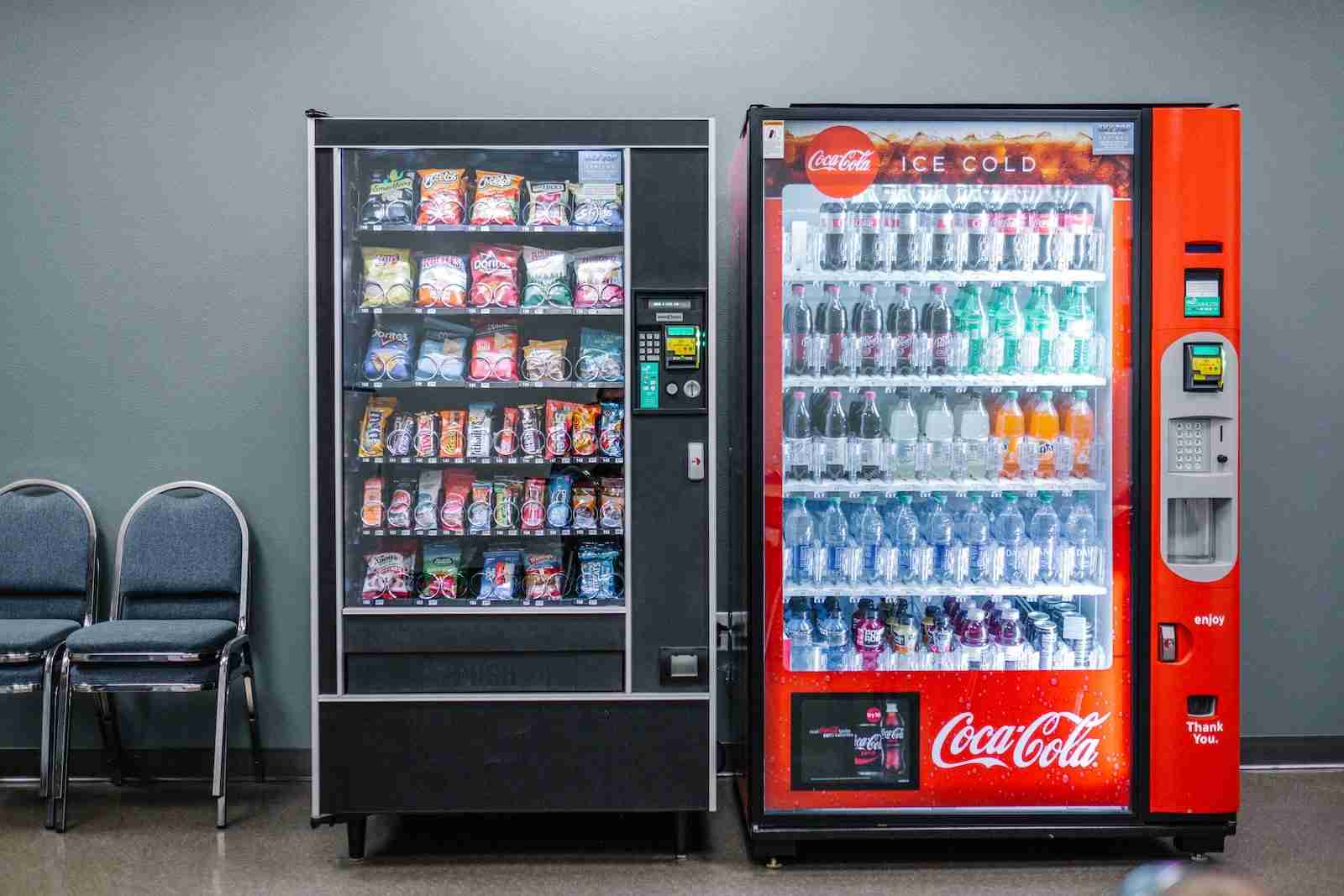 Vending Machine with Card Reader